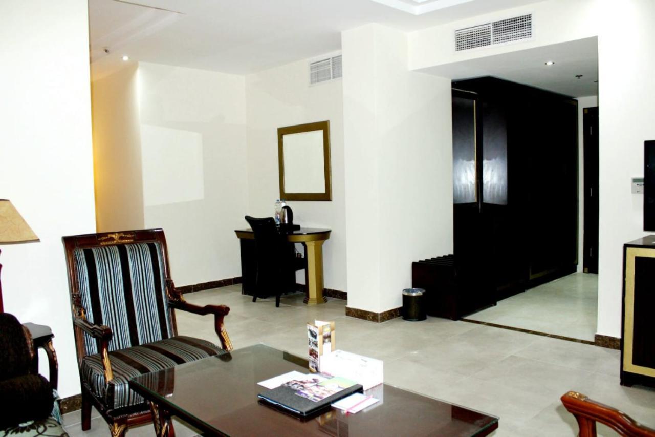 Tourist Hotel Ντόχα Εξωτερικό φωτογραφία